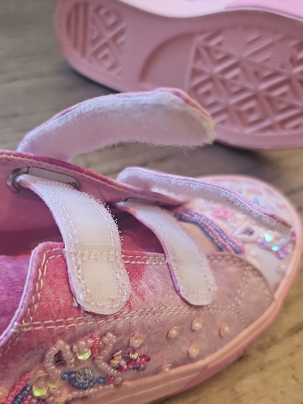 Lelli Kelly Unicorn Beaded Sneakers Size 2 NWT